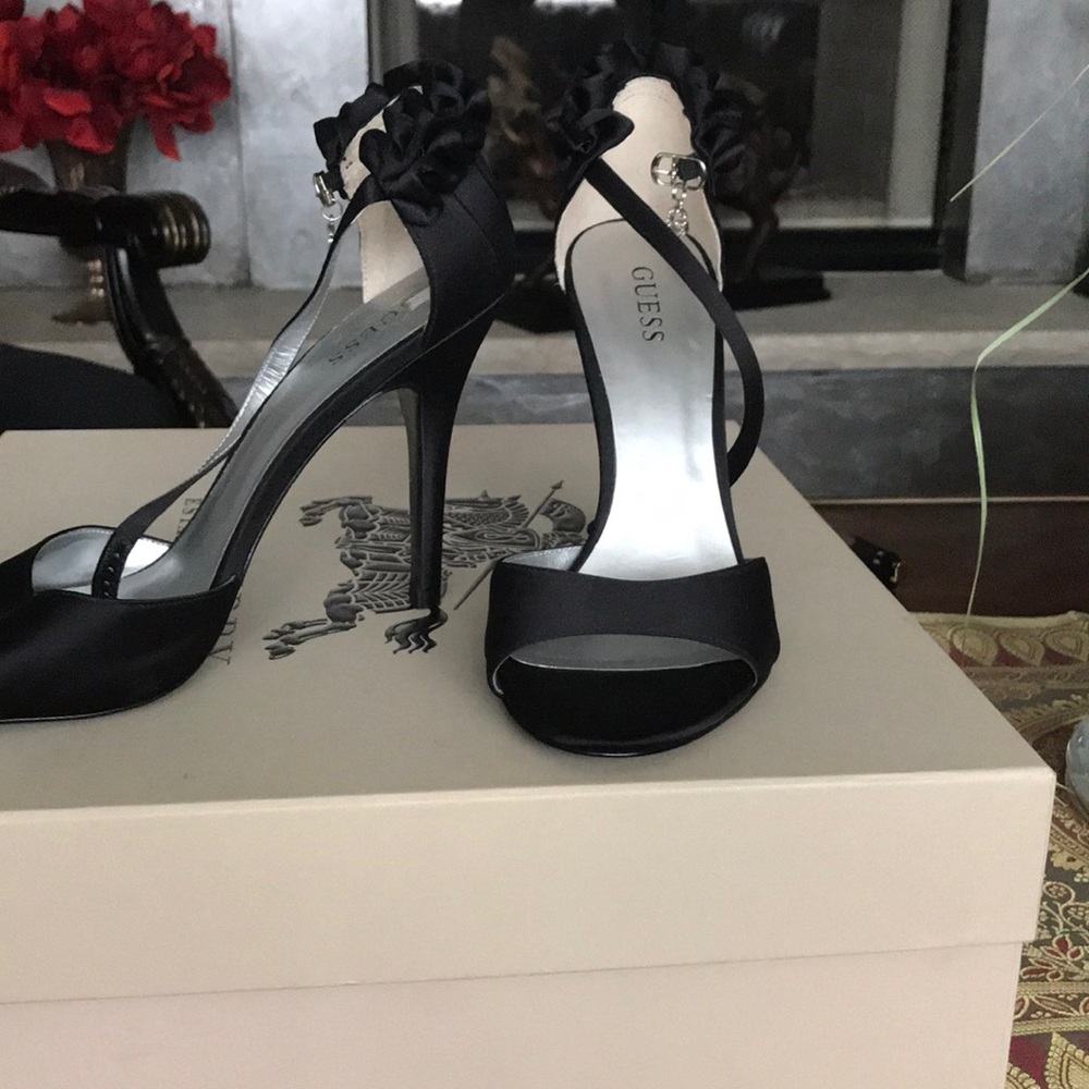 Guess heels